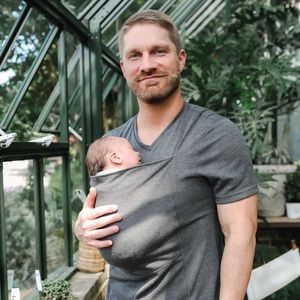 EUC- Lalabu Dad shirt, baby wearing shirt